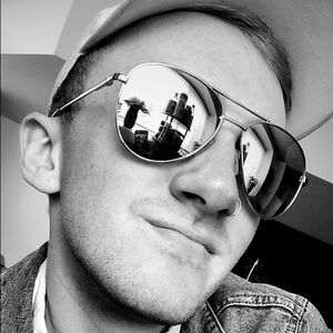 Meet your Posher, Christopher